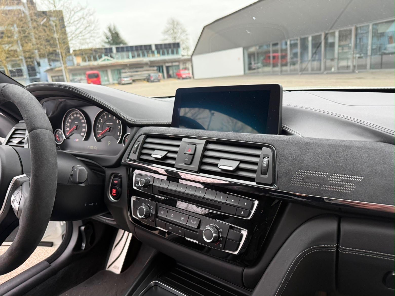 BMW M4CS — Bild 8 von 12