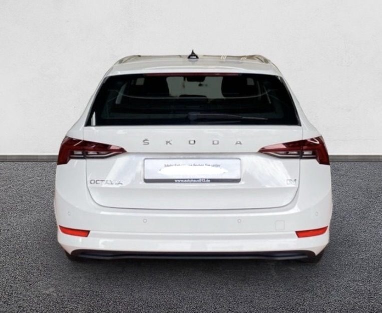 Skoda Octavia Combi Hybrid — Bild 3 von 6