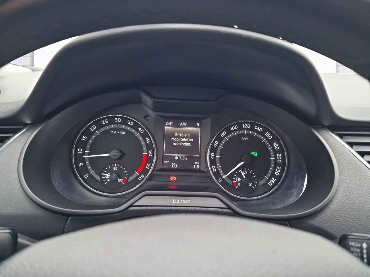 Skoda Octavia Scout 2.0 TDI DSG — Bild 9 von 11