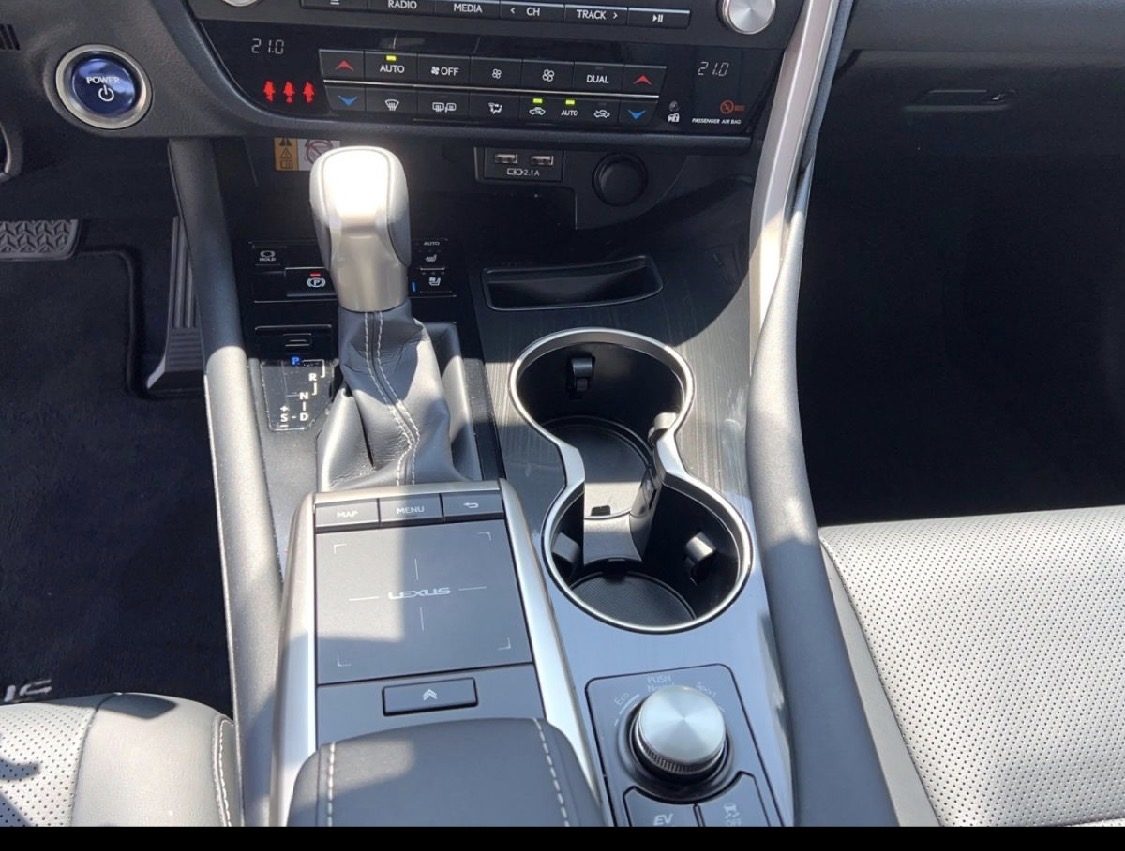 Lexus RX 450 AWD — Bild 5 von 8