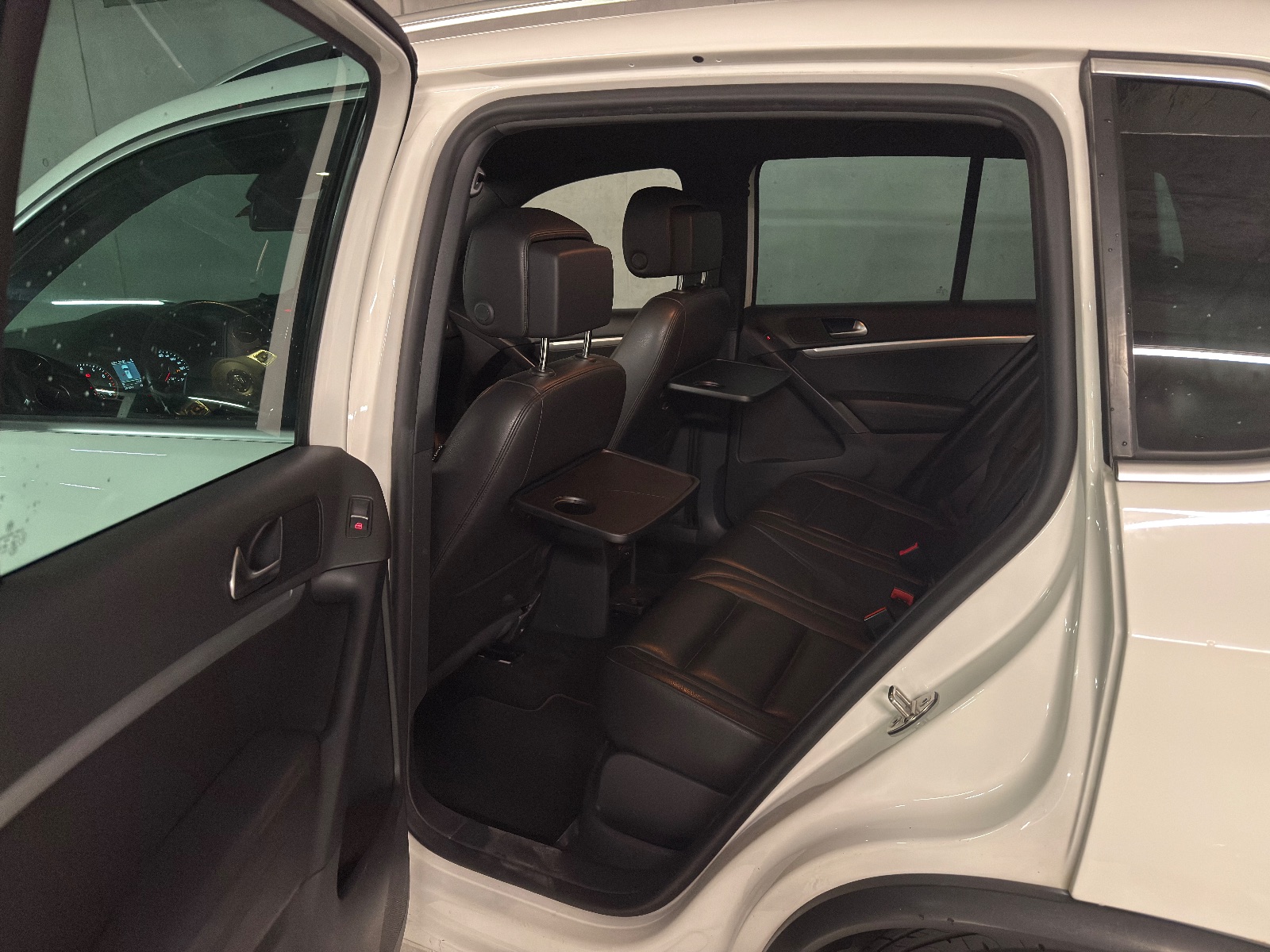 Volkswagen Tiguan — Bild 14 von 14