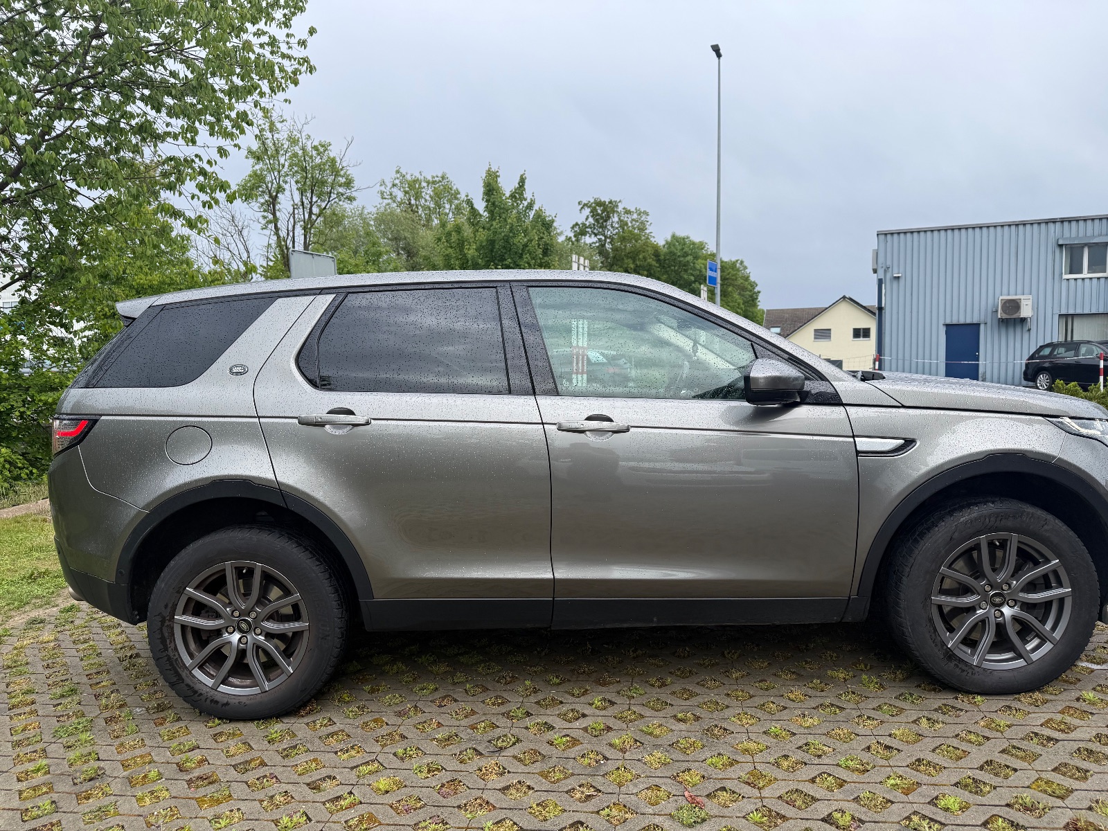 Range Rover Discovery Sport Luxury Edition — Bild 3 von 15
