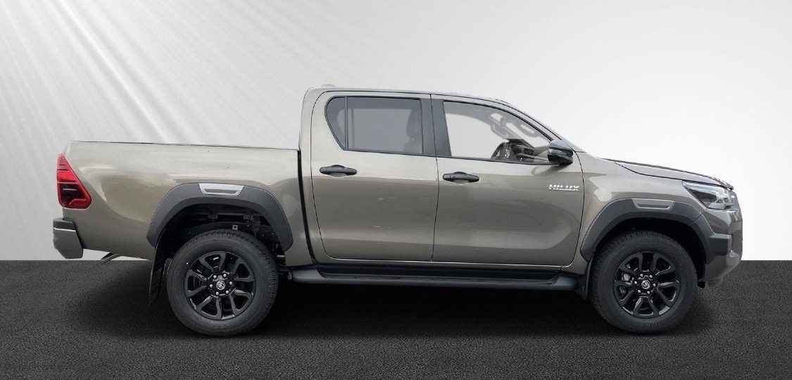Toyota Hilux — Bild 2 von 12