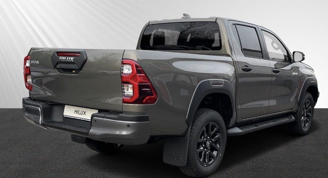 Toyota Hilux — Bild 3 von 12