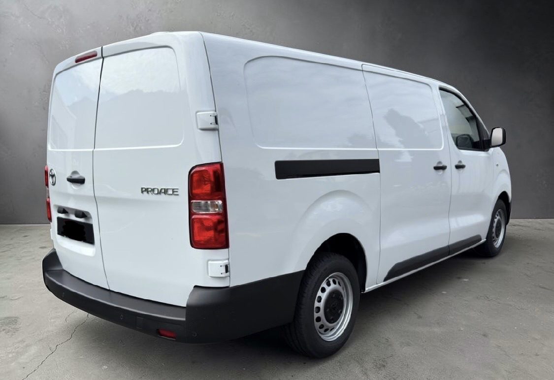 Toyota Proace Kasten — Bild 3 von 11