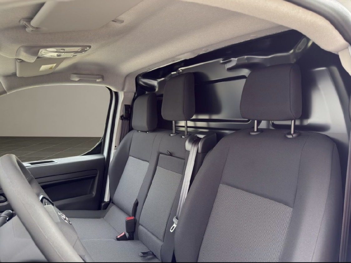 Toyota Proace Kasten — Bild 7 von 11