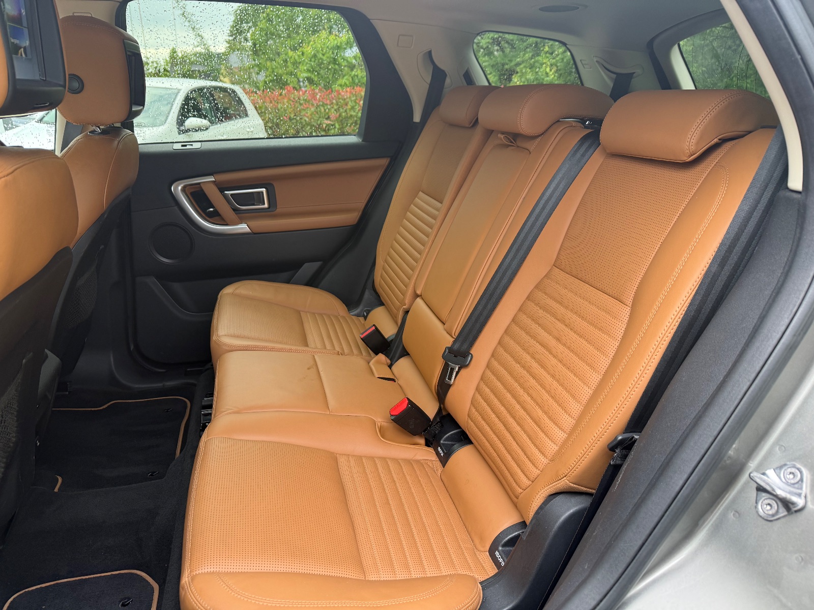 Range Rover Discovery Sport Luxury Edition — Bild 8 von 15