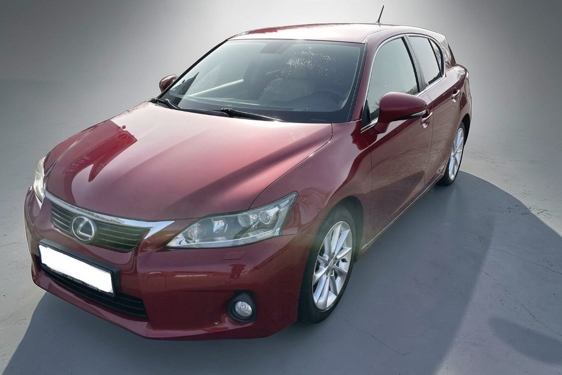 Lexus Vollhybrid — Bild 4 von 9