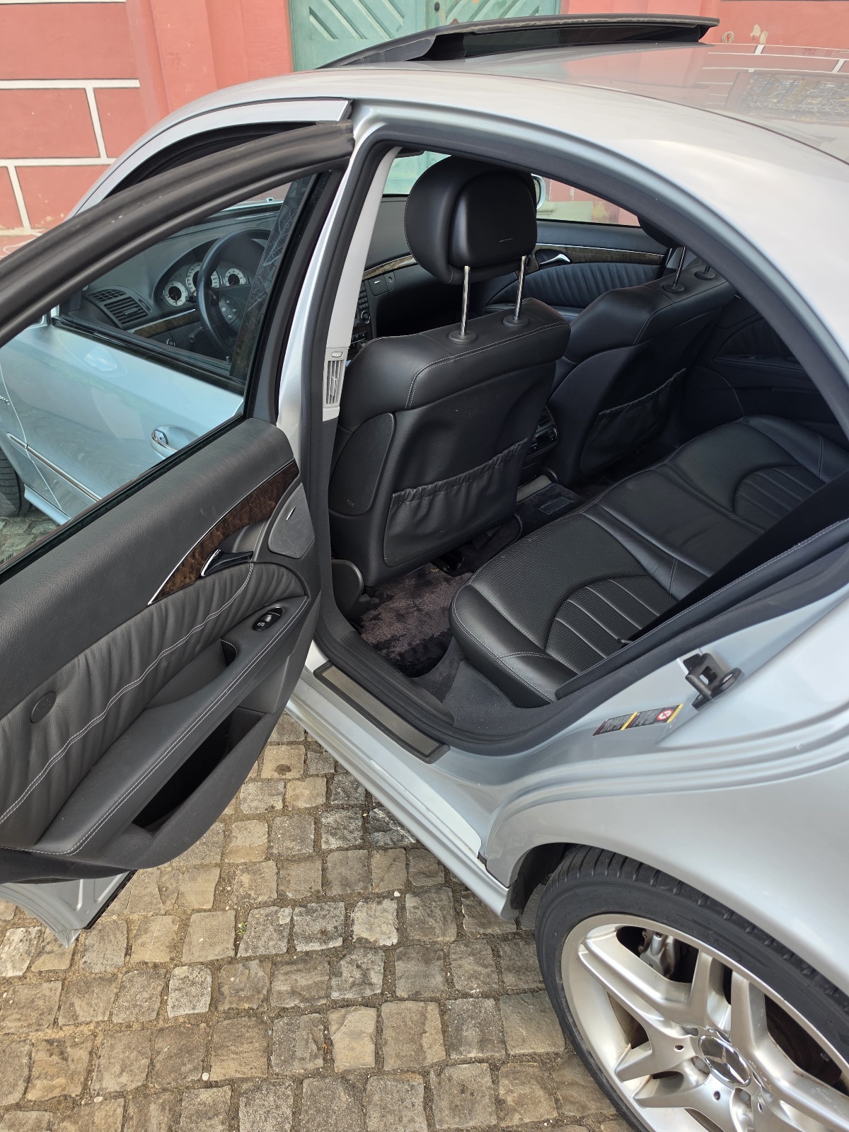 Mercedes-Benz E55 AMG — Bild 7 von 10