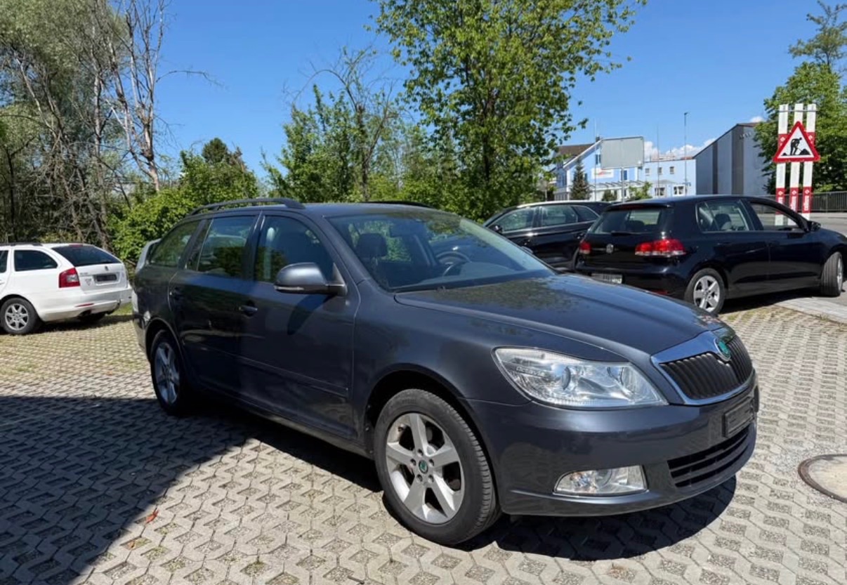 Skoda Octavia 2.0 TDI — Bild 2 von 9