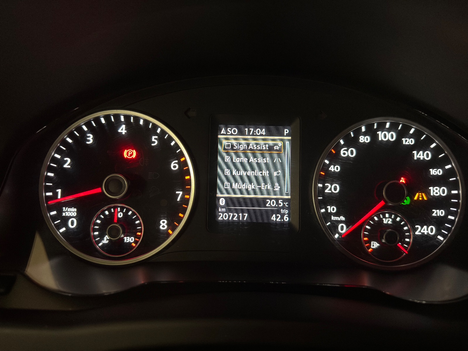 Volkswagen Tiguan — Bild 12 von 14