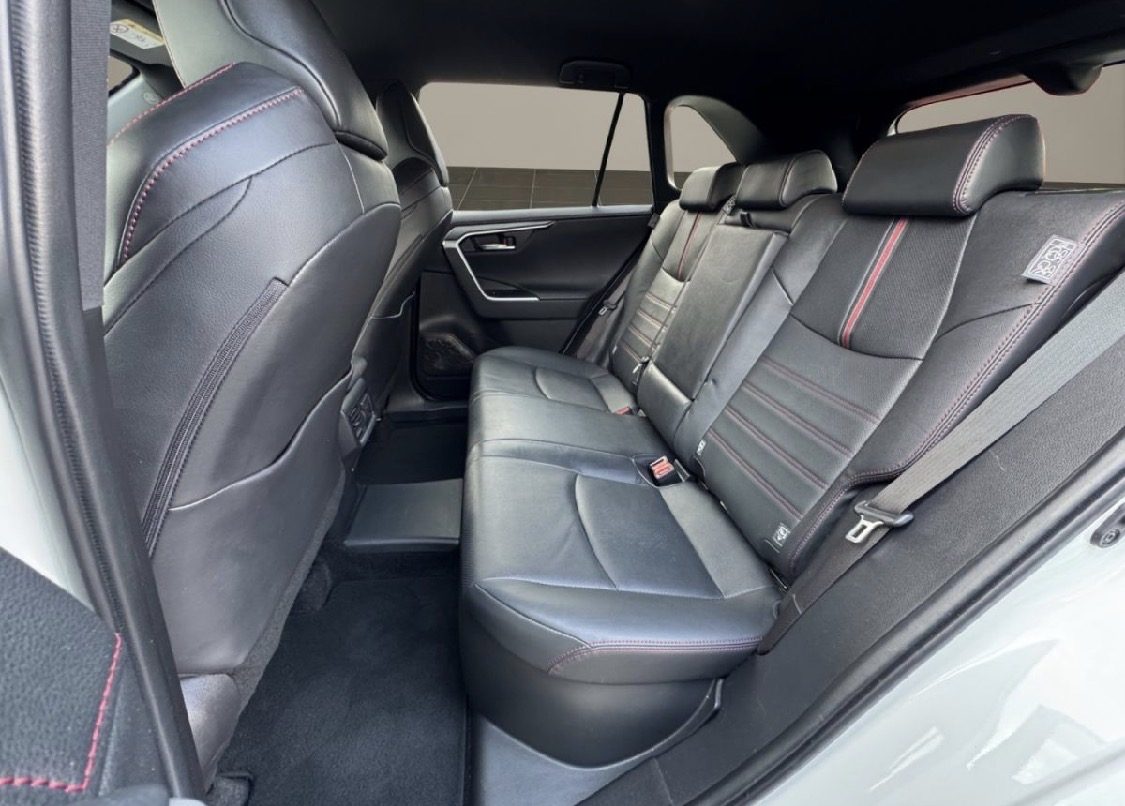 Toyota RAV-4 Plug-in Hybrid Platinum — Bild 11 von 12