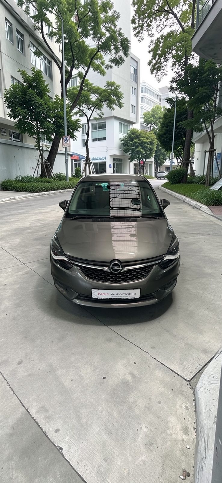 Opel Zafira 1.6 Turbo — Bild 2 von 10