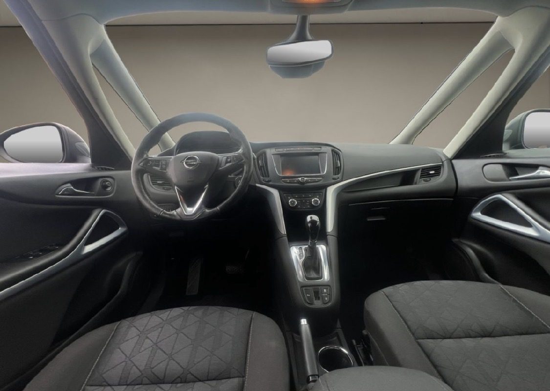 Opel Zafira 1.6 Turbo — Bild 10 von 10