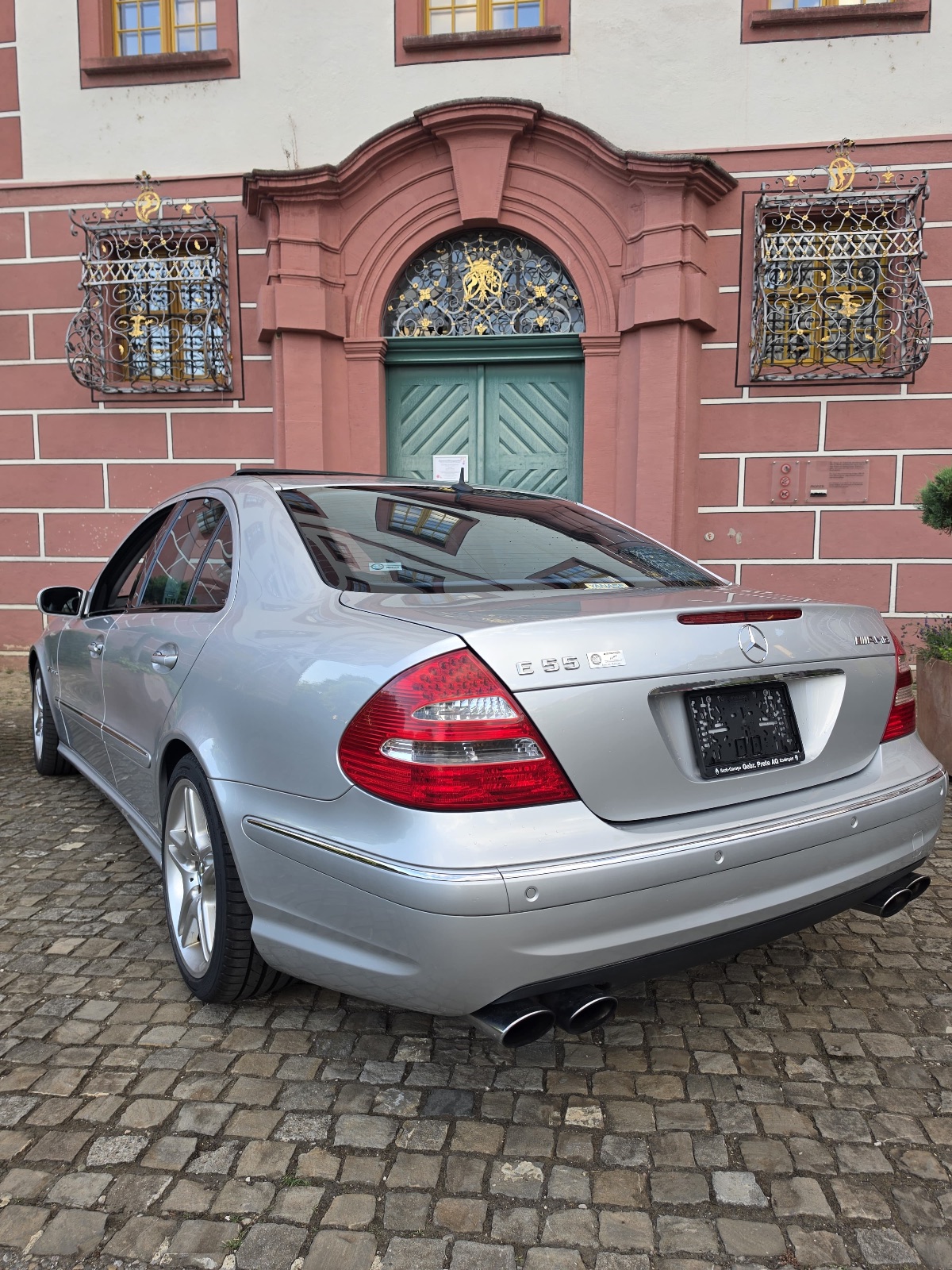 Mercedes-Benz E55 AMG — Bild 4 von 10
