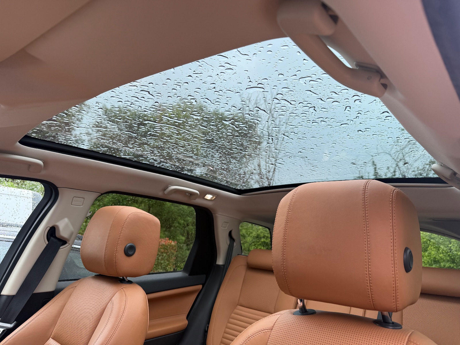 Range Rover Discovery Sport Luxury Edition — Bild 15 von 15