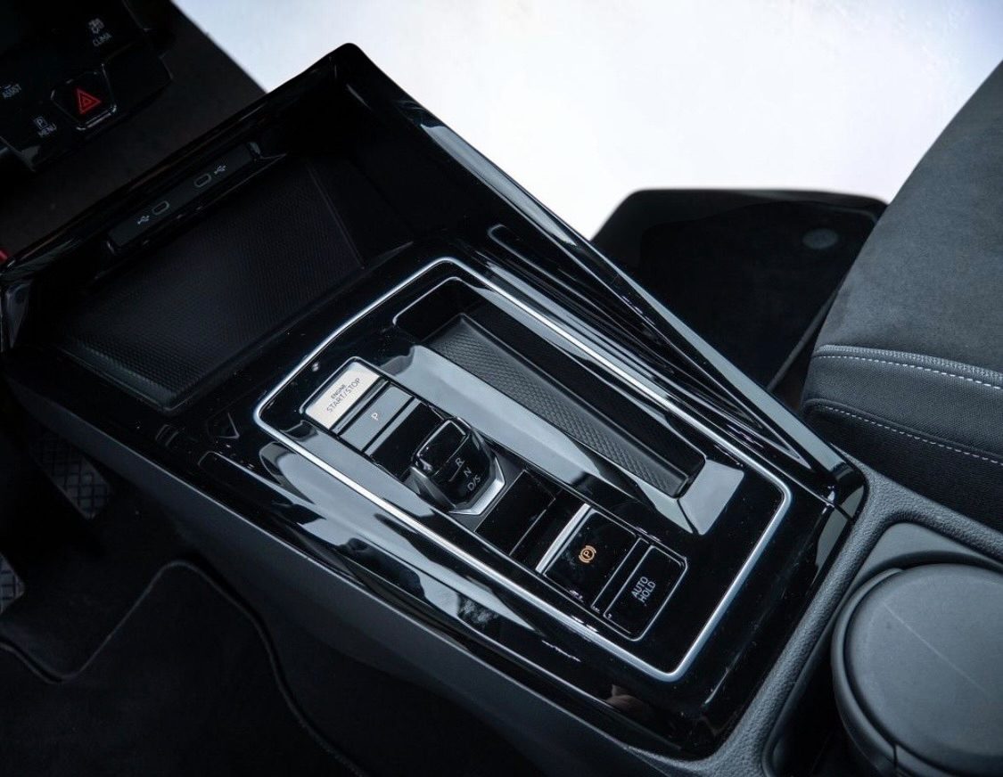 VW Golf 2.0 TSI — Bild 7 von 7