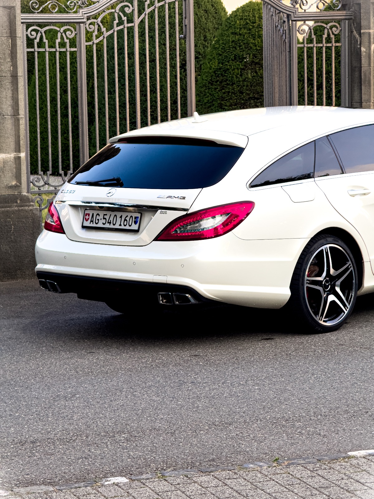 Mercedes-Benz CLS 63 AMG Shooting Break — Bild 5 von 8