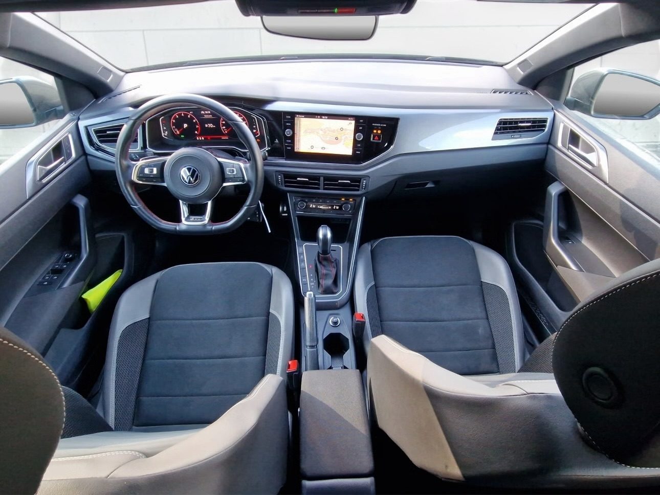 VW Polo GTI 2.0 TSI — Bild 7 von 11
