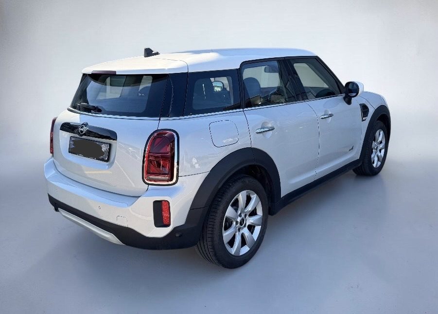 MINI Cooper ALL4 — Bild 3 von 8