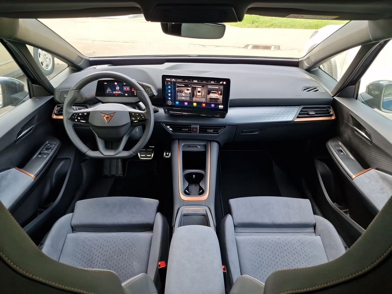 Cupra Born — Bild 7 von 9