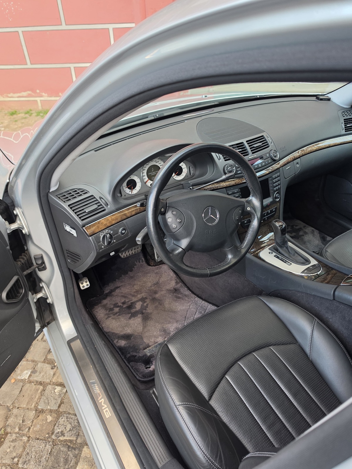 Mercedes-Benz E55 AMG — Bild 5 von 10